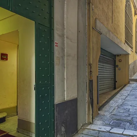 A Lovely Nest In The By Wonderful Italy Apartamento Génova